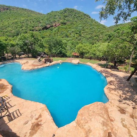 Waterfall Safari Lodge Winterkamp Exterior foto